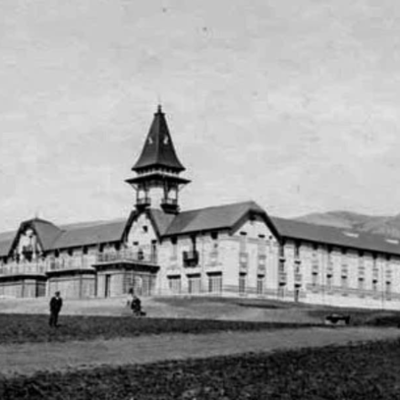 Turismo de ruinas: la historia del abandonado Club Hotel de la Ventana y su majestuoso casino