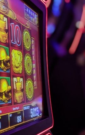 La historia de las máquinas tragamonedas en Chile