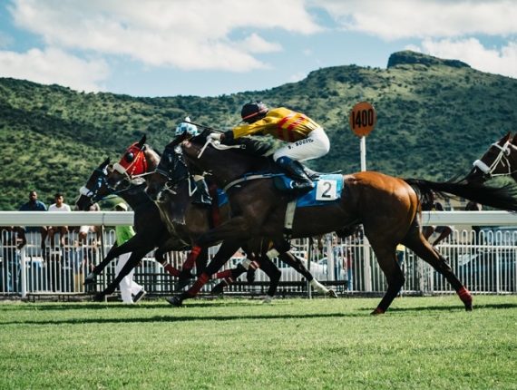 Chile busca incluir carreras de caballos en regulación del juego online