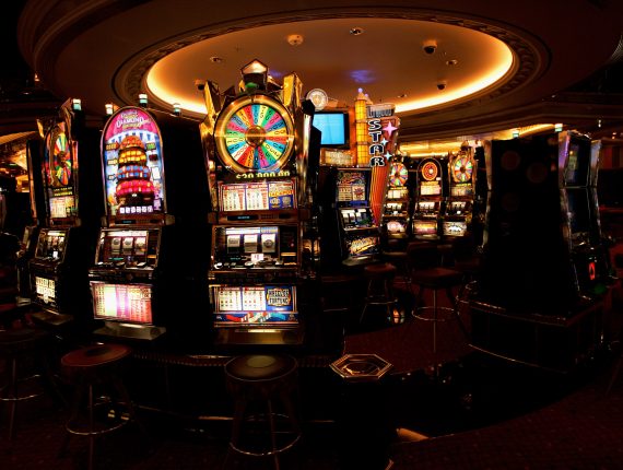 El negocio del juego en alta mar: la jurisdicción y la economía de los casinos de los cruceros