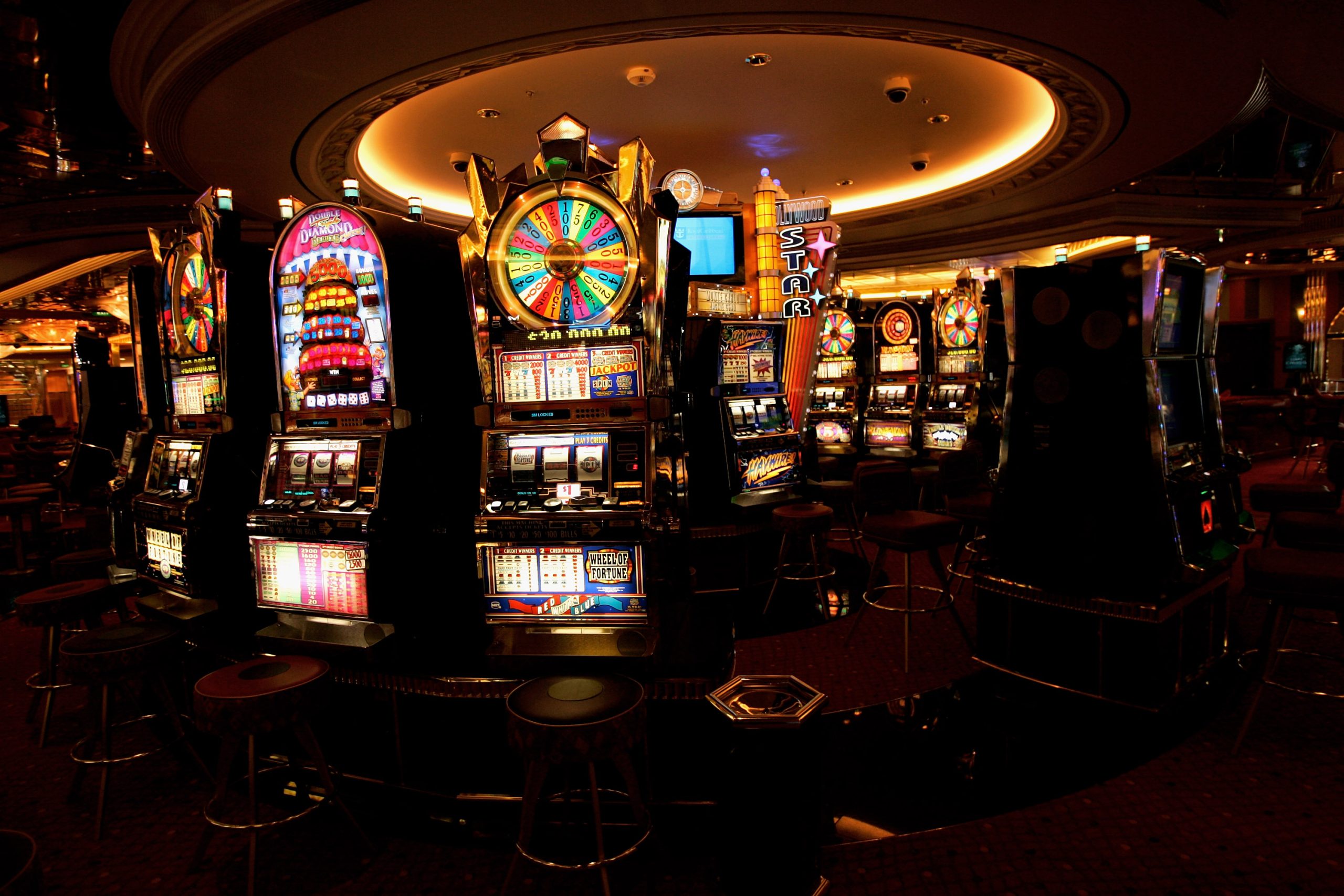 El negocio del juego en alta mar: la jurisdicción y la economía de los casinos de los cruceros