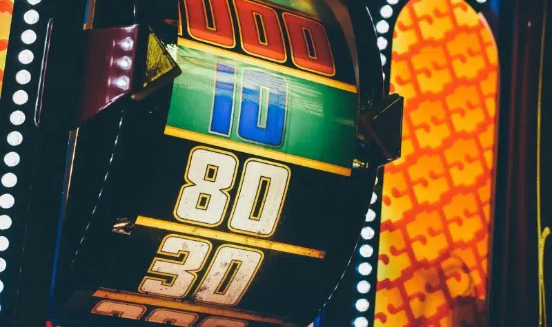 Doteros muestran cómo ganar y perder todo en un segundo en el casino