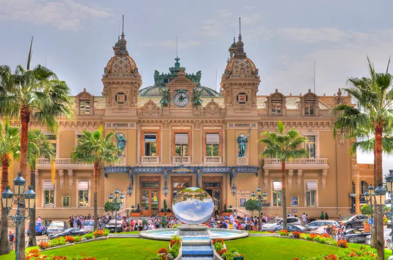 Como visitar o icônico Casino de Mônaco
