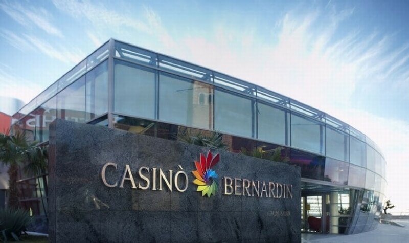 entrada del casino bernardin