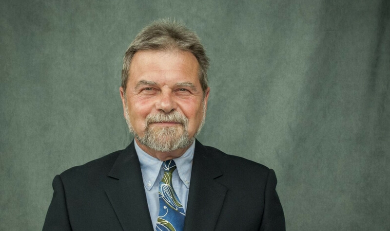 Arnold Snyder