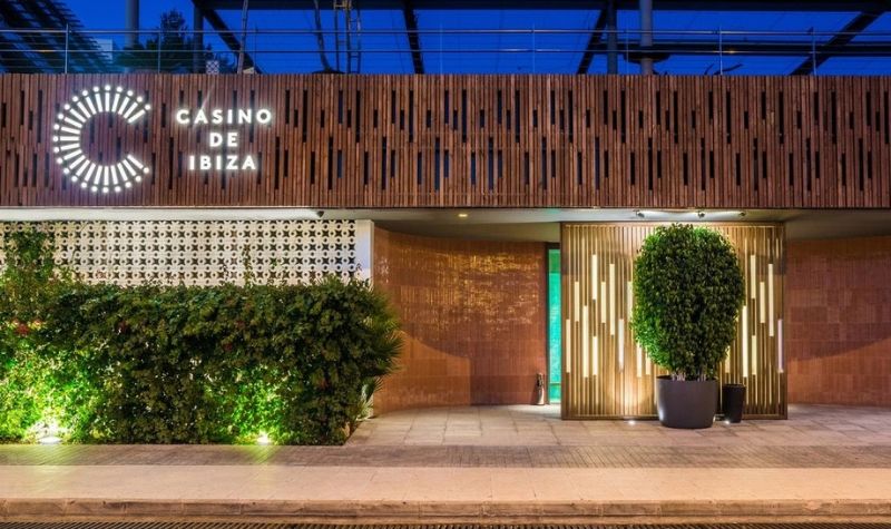 Entrada del Casino de Ibiza