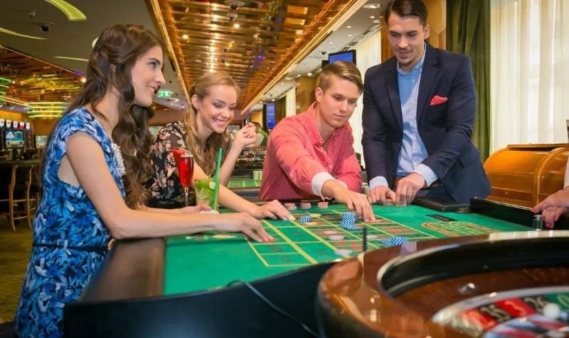 Sofitel casino table