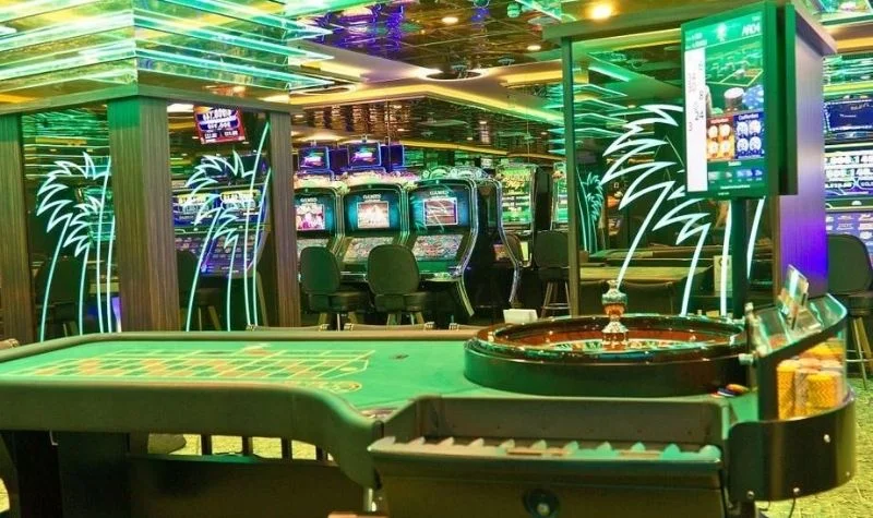 Sofitel casino tables