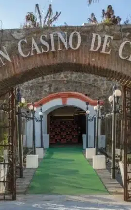La fortaleza del Casino de Ceuta digna de la Edad Media