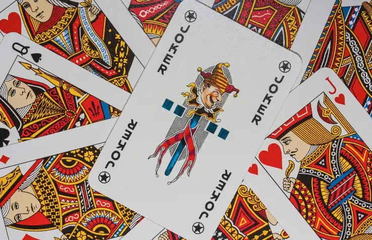 El uso del comodín en los juegos de casino con baraja española