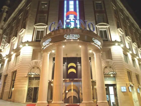 El centro de entretenimiento asturiano del punto neurálgico de Gijón